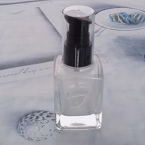 Superior Quality Square Transparent 35ml Glass Bottle with Pump Cosmetic Empty Foundation Bottle